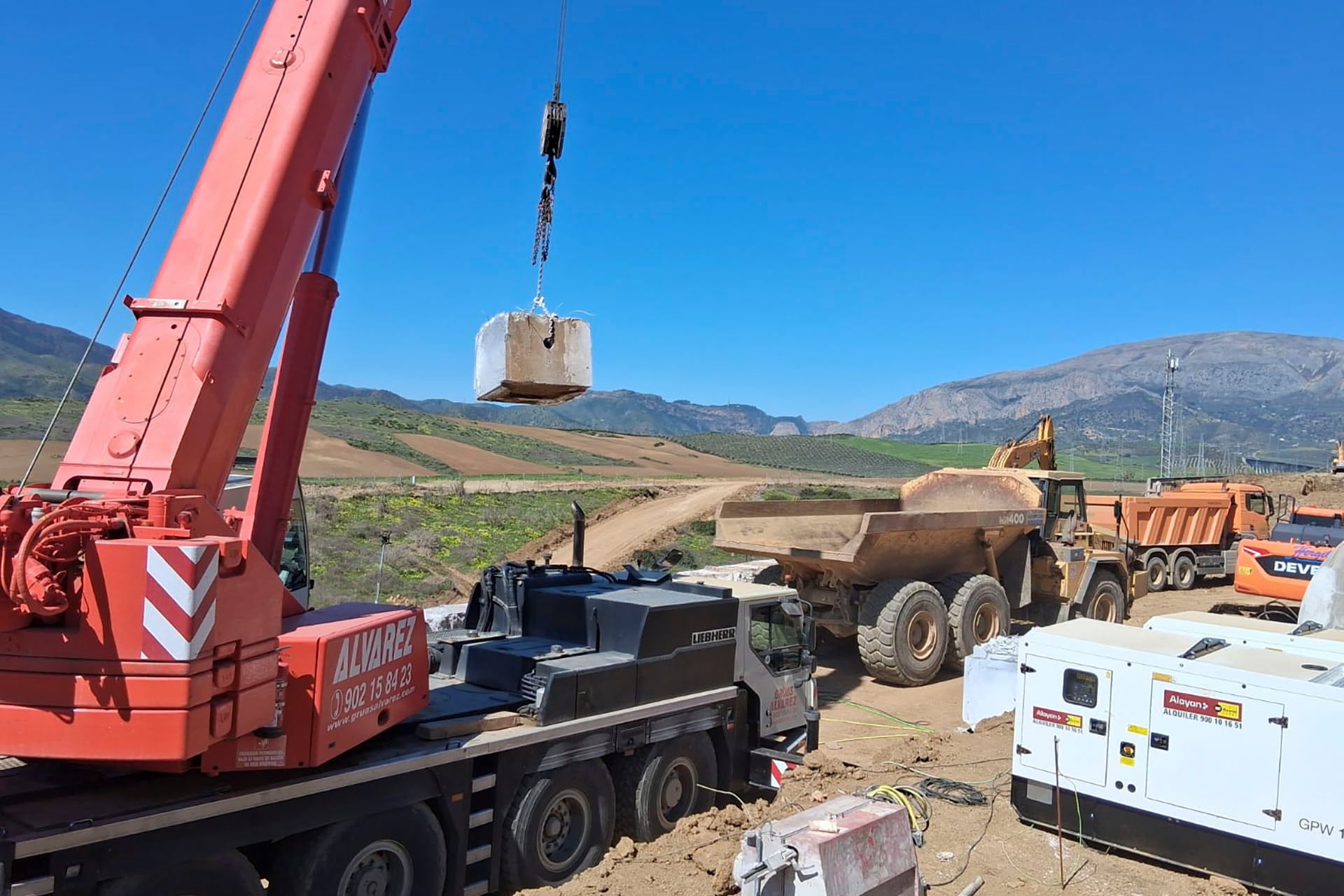MÁLAGA, 18/03/2026.- El anuncio de Adif de este lunes, que retrasó hasta al menos la última semana de abril la apertura de la conexión directa del AVE Málaga-Madrid, ha ahondado en la disputa política entre partidos, pero también entre instituciones, mientras el sector turístico hace cuentas de hasta dónde llegarán sus pérdidas. EFE/Adif/SÓLO USO EDITORIAL/SÓLO DISPONIBLE PARA ILUSTRAR LA NOTICIA QUE ACOMPAÑA (CRÉDITO OBLIGATORIO)