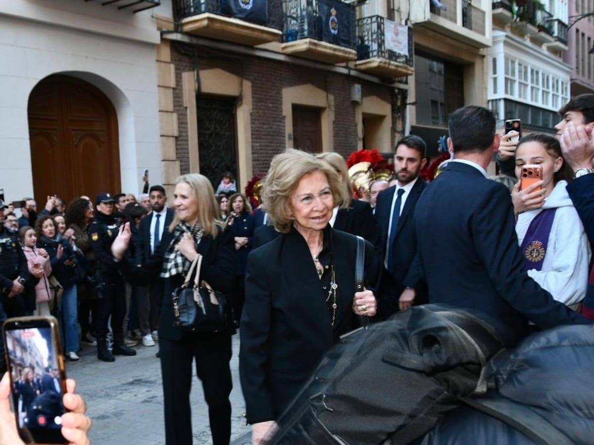 La Reina Sofía en Cartagena, recibimiento californio antes de la procesión