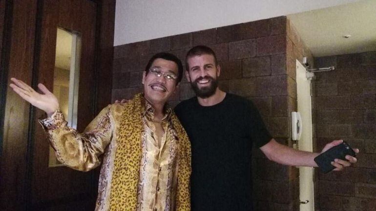 Piqué durante sus vacaciones en Japón 