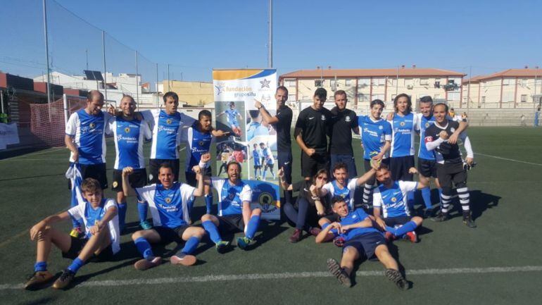 La plantilla del Hércules Paralímpico celebra la victoria