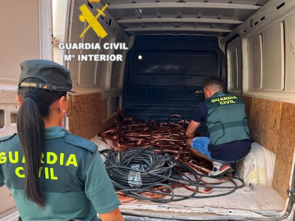 Detenidos dos hombres en l'Alcora por el robo de más de dos toneladas de cobre de una empresa