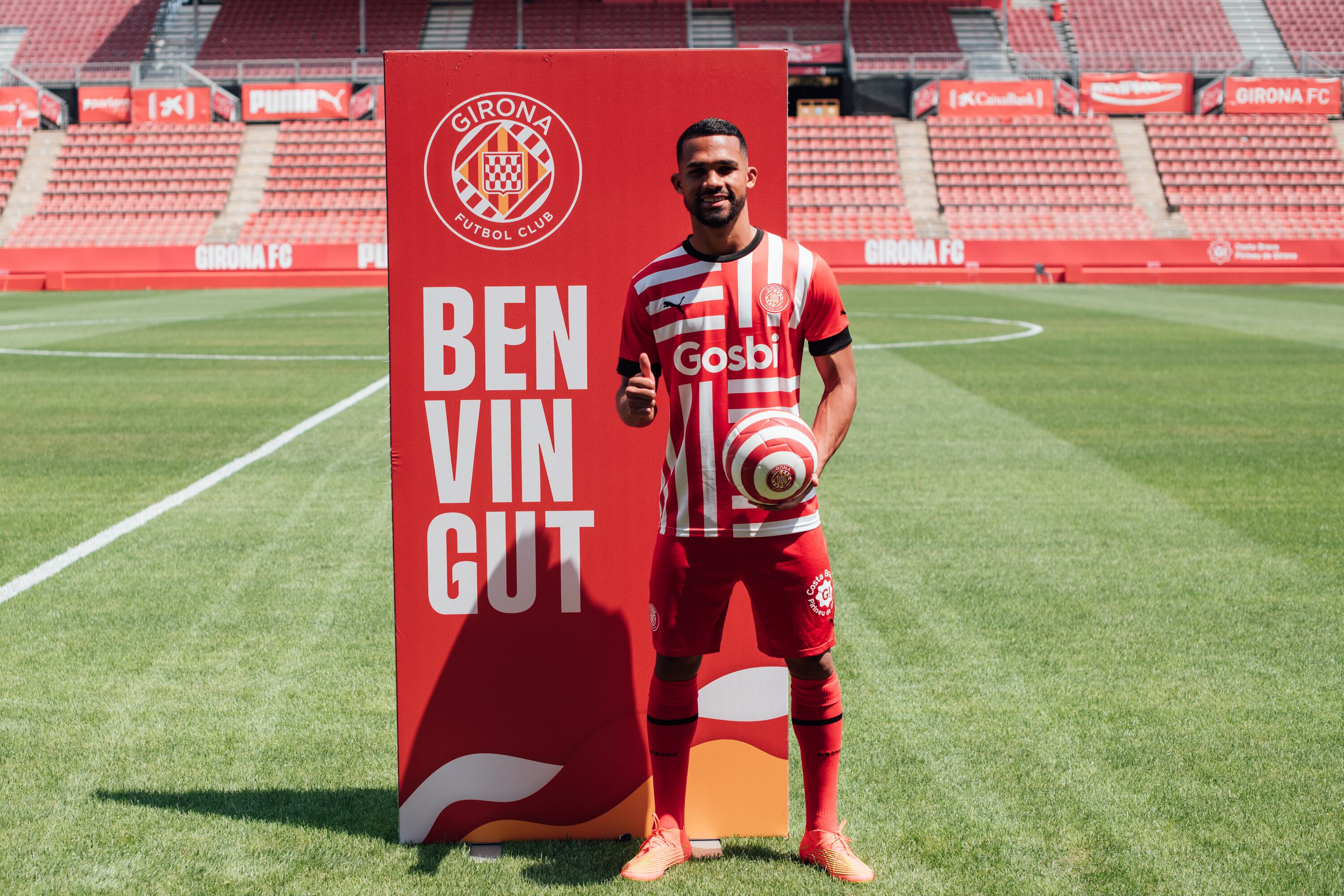 Yángel Herrera presentat amb el Girona