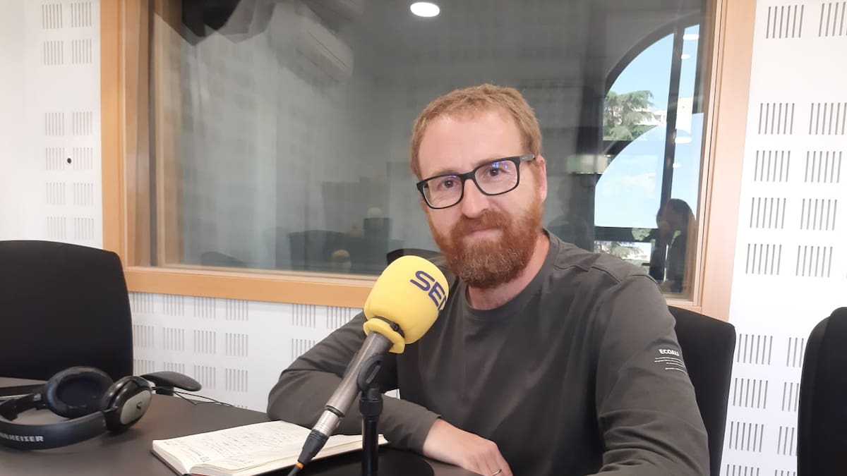 Álvaro Crespo, responsable de Cultura en prisiones de la ONG Solidarios para el Desarrollo, habla sobre el acuerdo con el CSIC para ofrecer conferencias sobre Ciencia en cárceles.