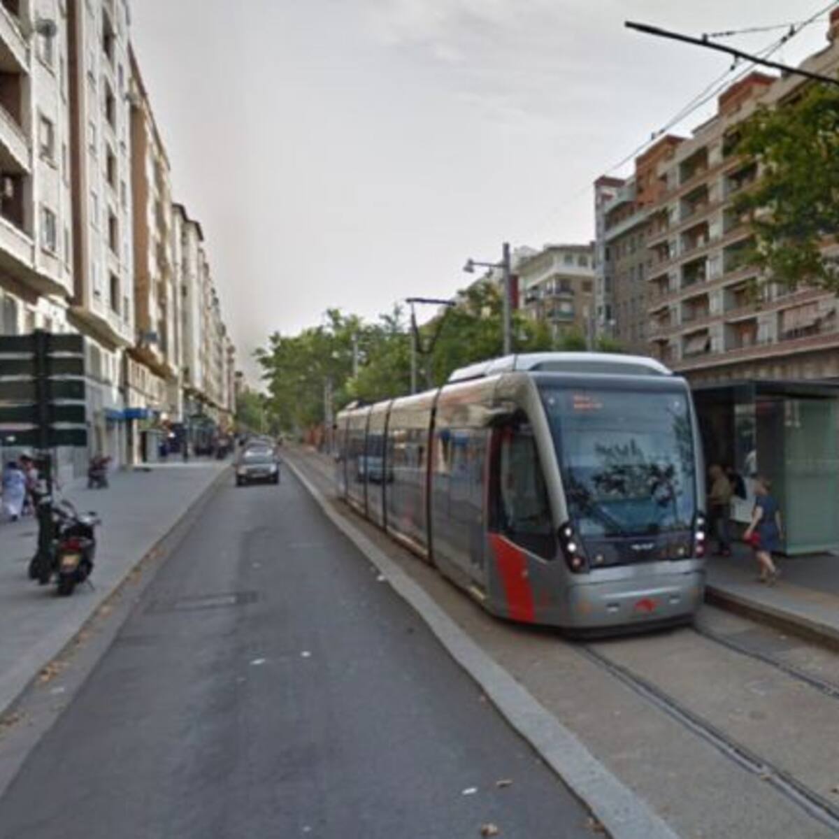 "Para ver las luces en el suelo hay que mirarlas"