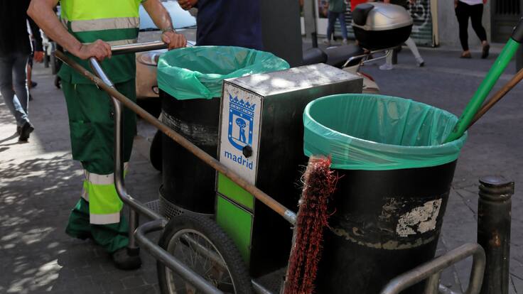 Sherezade Talavera, responsable de limpieza viaria del sindicato UGT: "Lamentablemente, hemos aprendido por las malas"