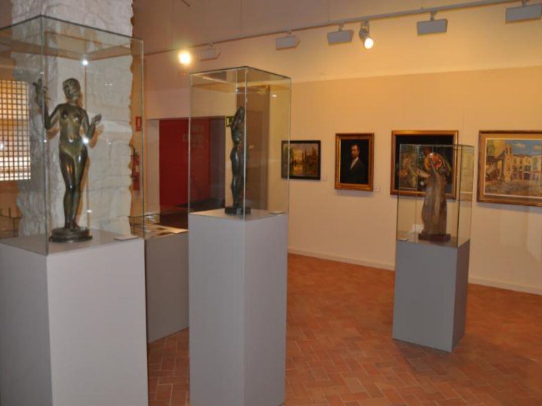 Amb obres d'artistes com Lluís Trepat o Jaume Minguell.