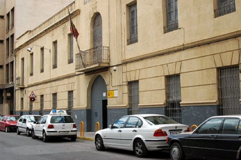 El cuartel sigue en manos del Ministerio