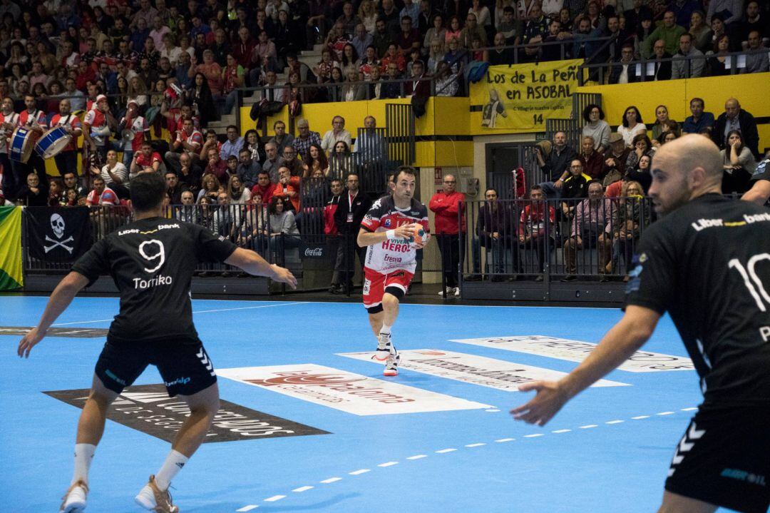 Segundo triunfo de Balonmano Nava