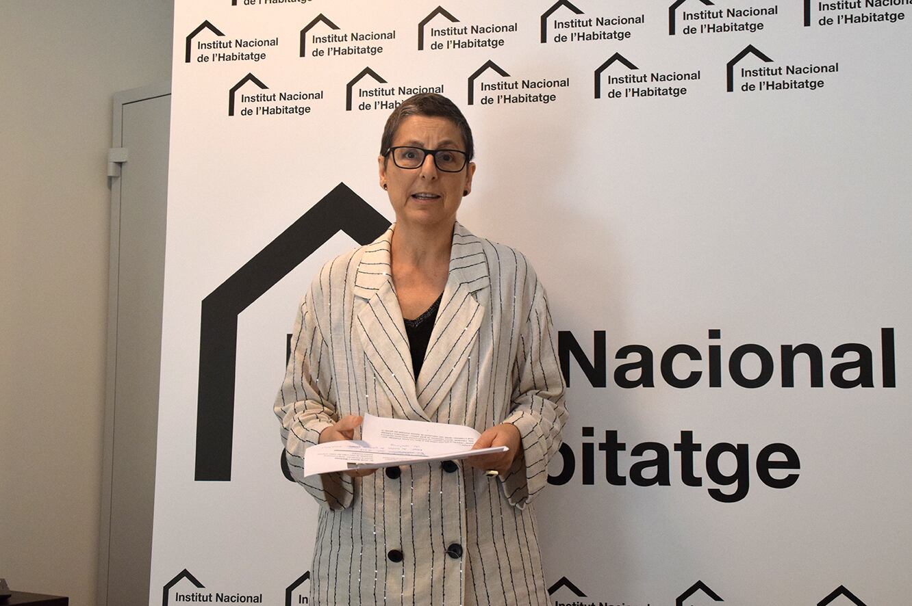 La presidenta de l'INHA, Marta Alberch, presenta el cicle de xerrades sobre habitatge que comencen aquest setembre