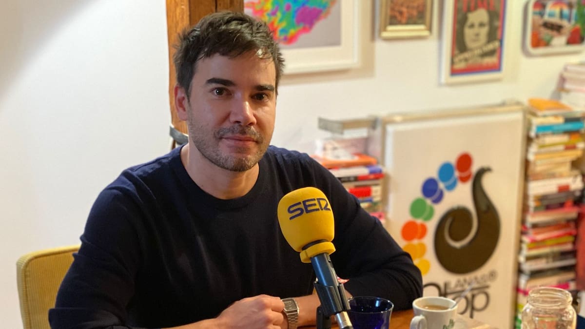 Desayunando con...El escritor Guillermo Alonso "debería ser gallegosexual"