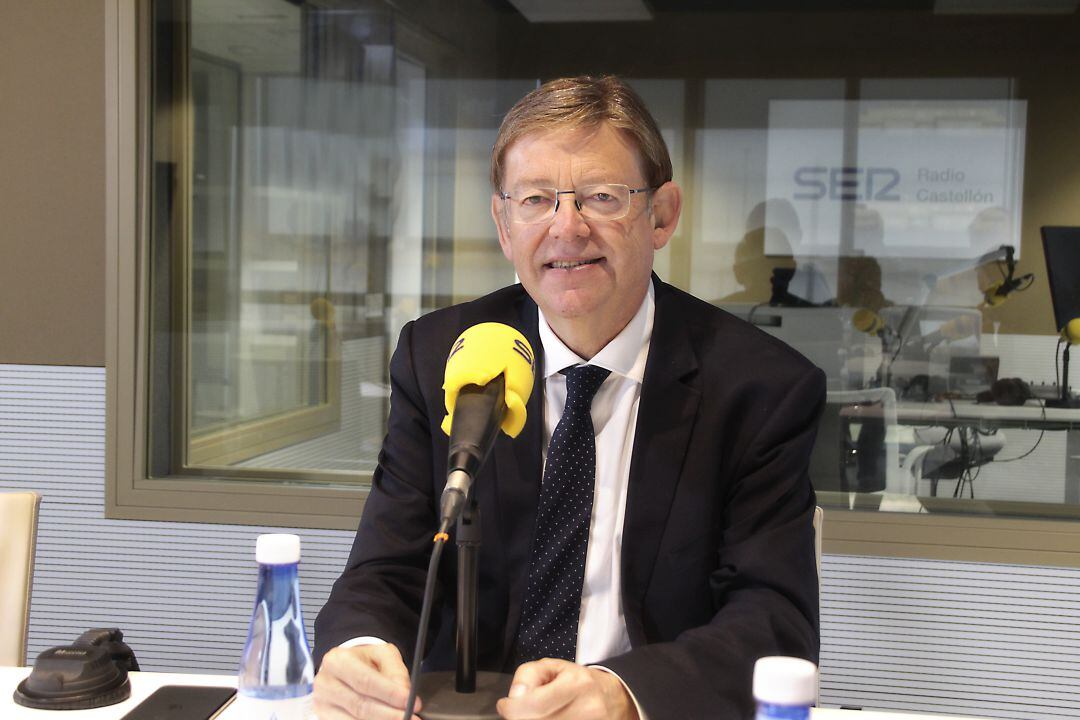 El president Ximo Puig en una entrevista en los estudios de Radio Castellón