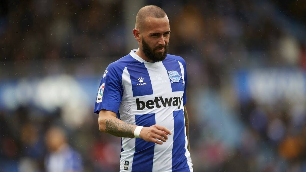 Álvaro Benito: "El aficionado es más respetuoso en otros deportes pero parece que con el fútbol todo vale"