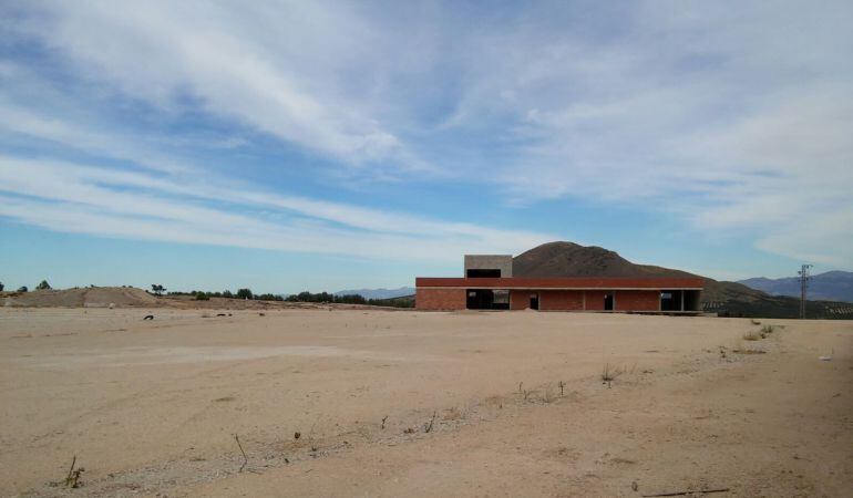 Estado actual de la obra de la &#039;Pista de Atletismo y campo de césped natural&#039;