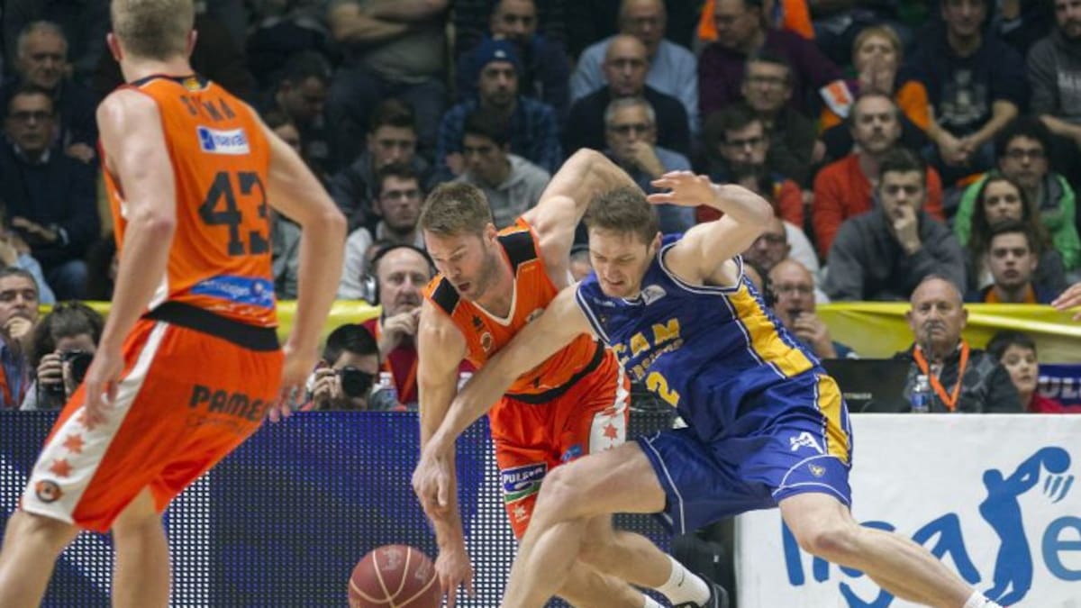 El UCAM se queda corto ante Valencia