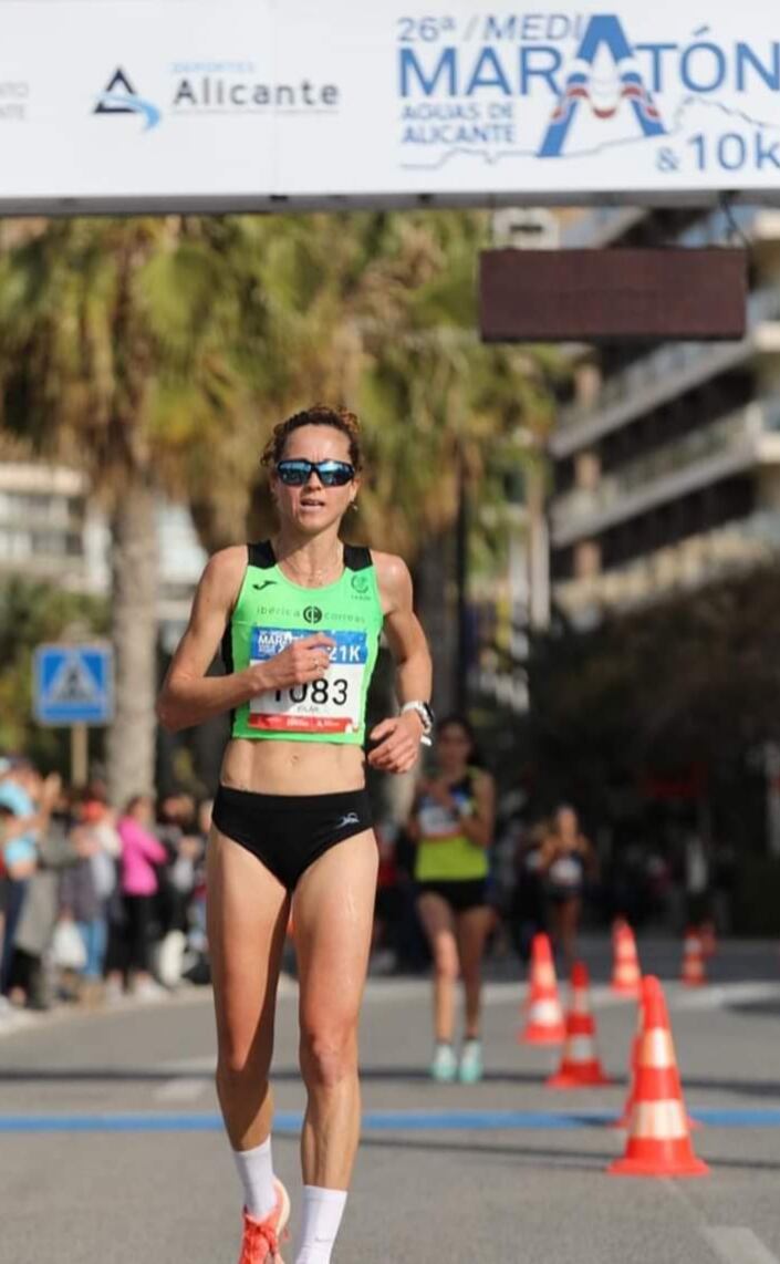 Pilar Rubio en la Media Maratón de Alicante