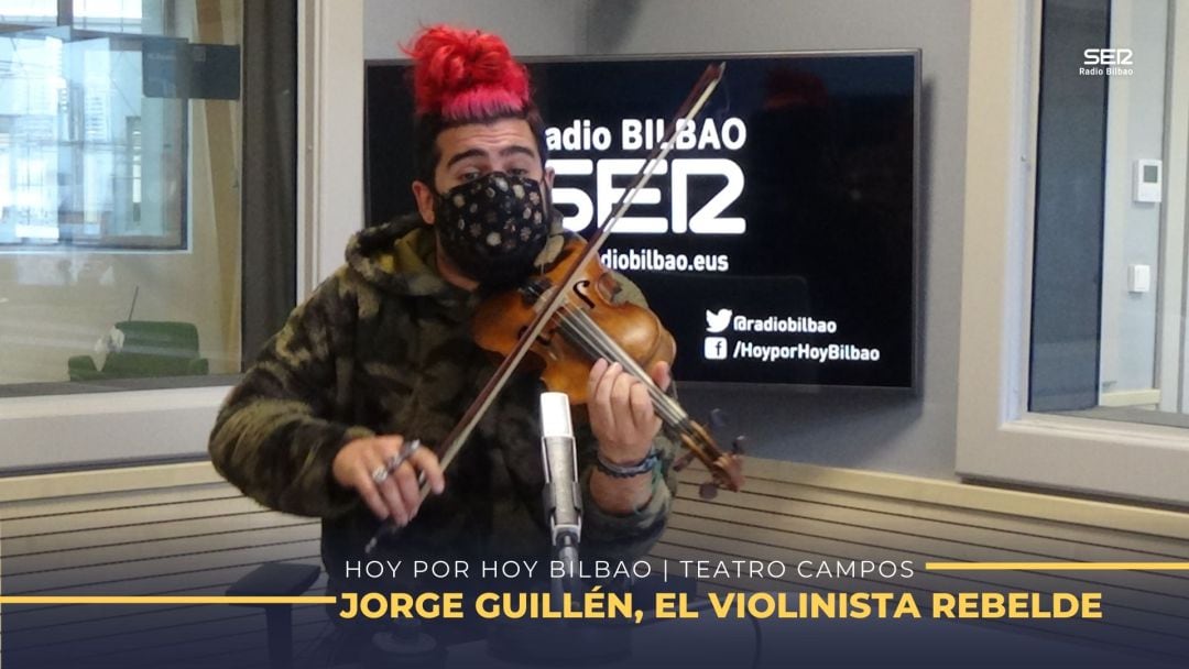 Jorge Guillén, en plena actuación 