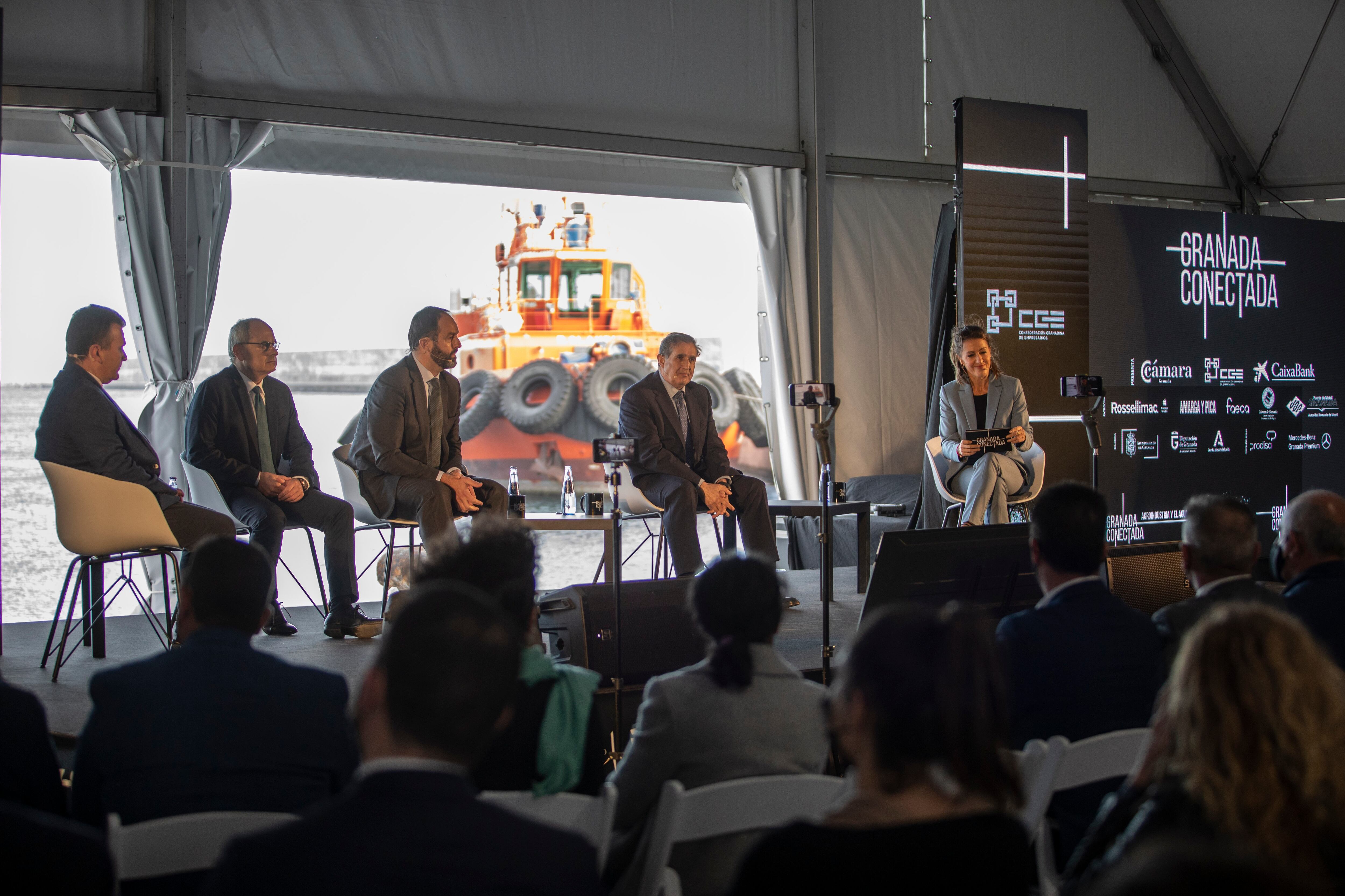 Foro de Granada Conectada sobre la agroindustria y el agua en el puerto de de Motril