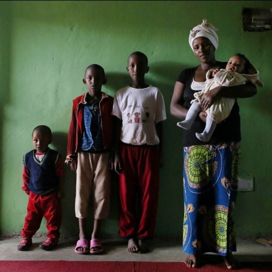 Isaa, David, Gatete, Fidel y su madre son de Congo. Escaparon de allí hace 5 años huyendo de la guera. Ahora son refugiados urban en Addis Abeba.