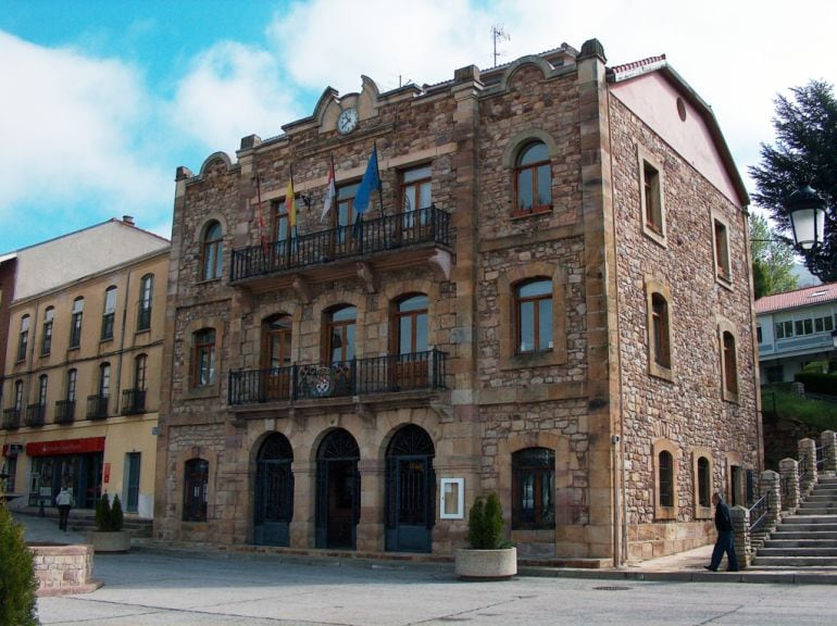 Imagen del Ayuntamiento de Barruelo de Santullán.