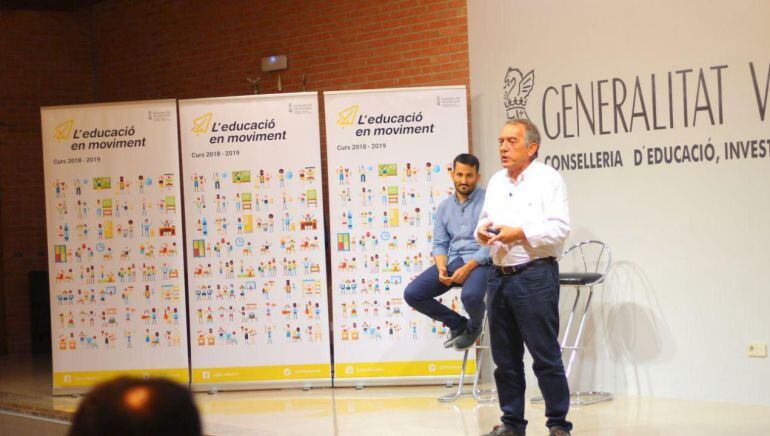 Miguel Soler y Vicent Marzà en la presentación del nuevo curso escolar