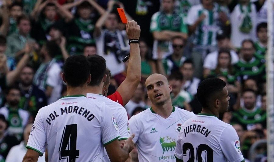 La expulsión a Pombo solo le conlleva la sanción de un partido