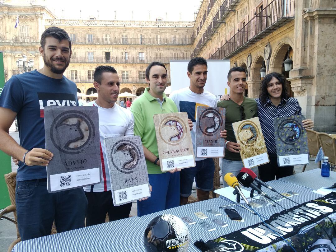 Imagen de la presentación de la campaña de socios en la Plaza Mayor.