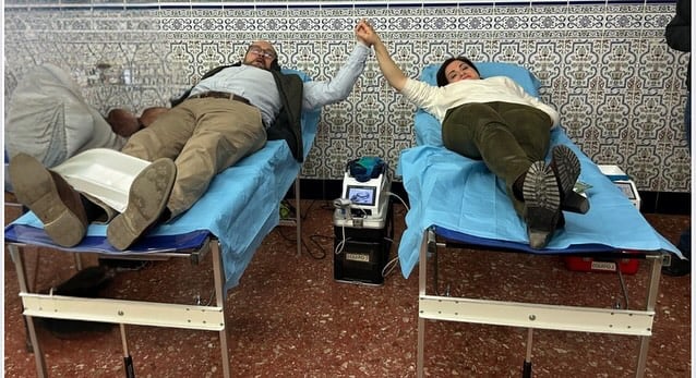 Los presidentes, donando sangre