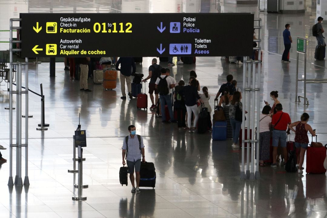 Archivo - El aeropuerto de Málaga, en una imagen de archivo