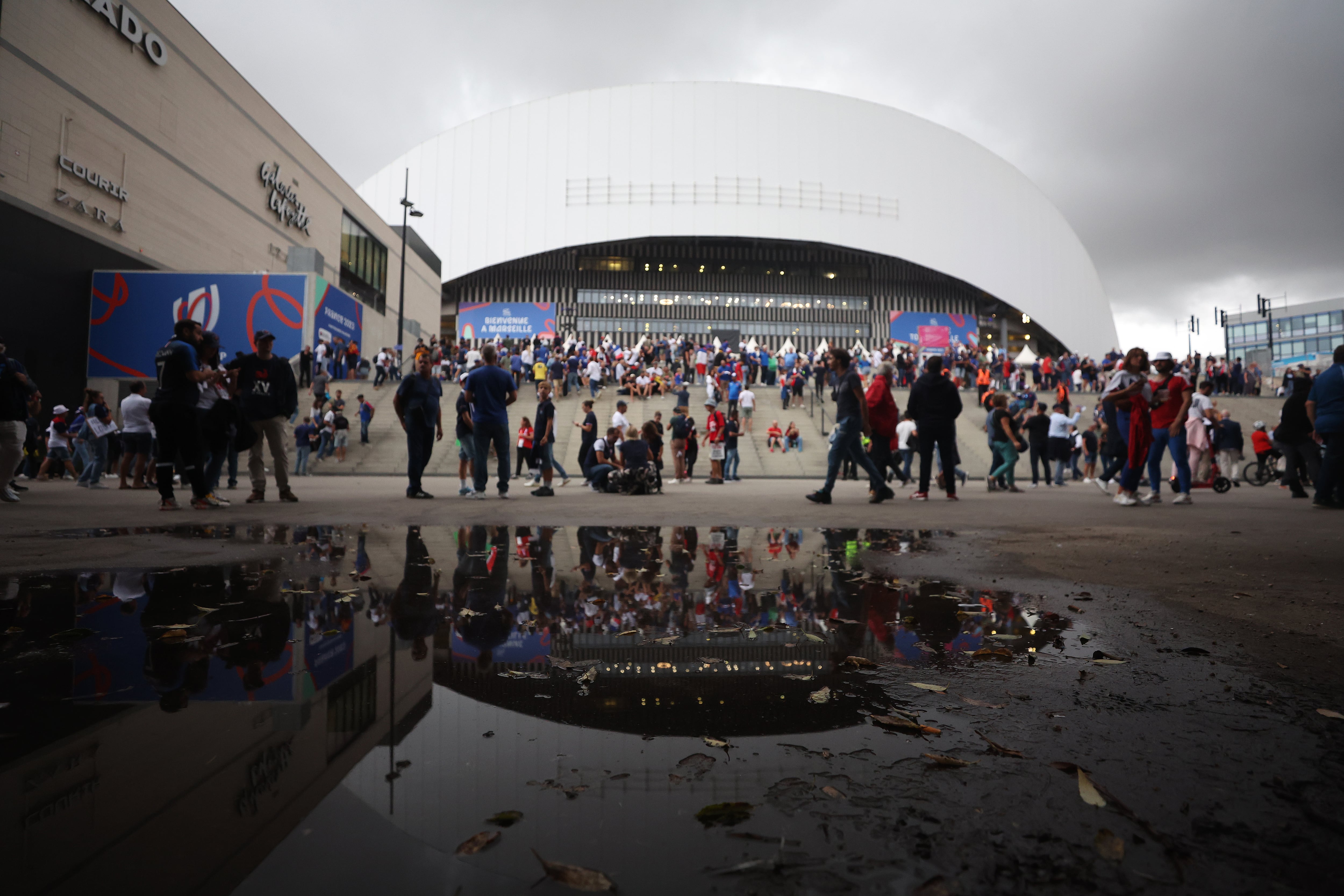 Aplazan el 'clásico' francés Marsella-PSG por las fuertes lluvias previstas y se jugará durante la gala del Balón de Oro