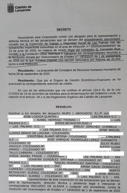 Documento en el que se hace referencia a la sanción y se proponen letrados para representar al Cabildo.