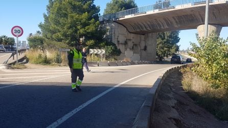 Técnicos del consistorio de Manises han visitado este domingo la zona en la que el sábado un hombre perdió la vida