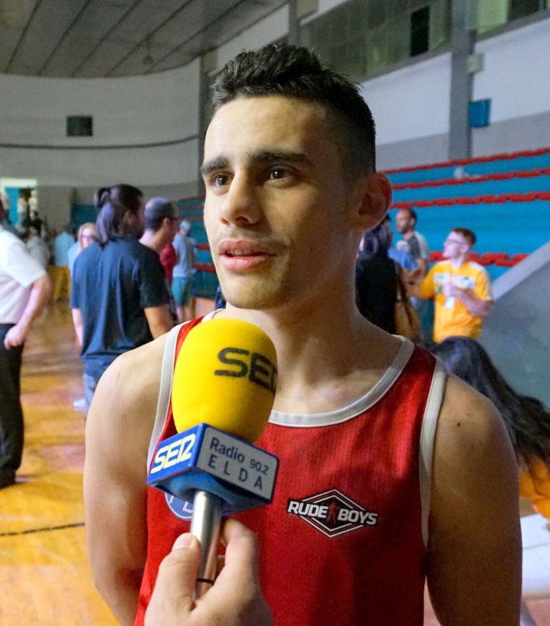El boxeador José Quiles es uno de los deportistas becados por el Ayuntamiento de Elda