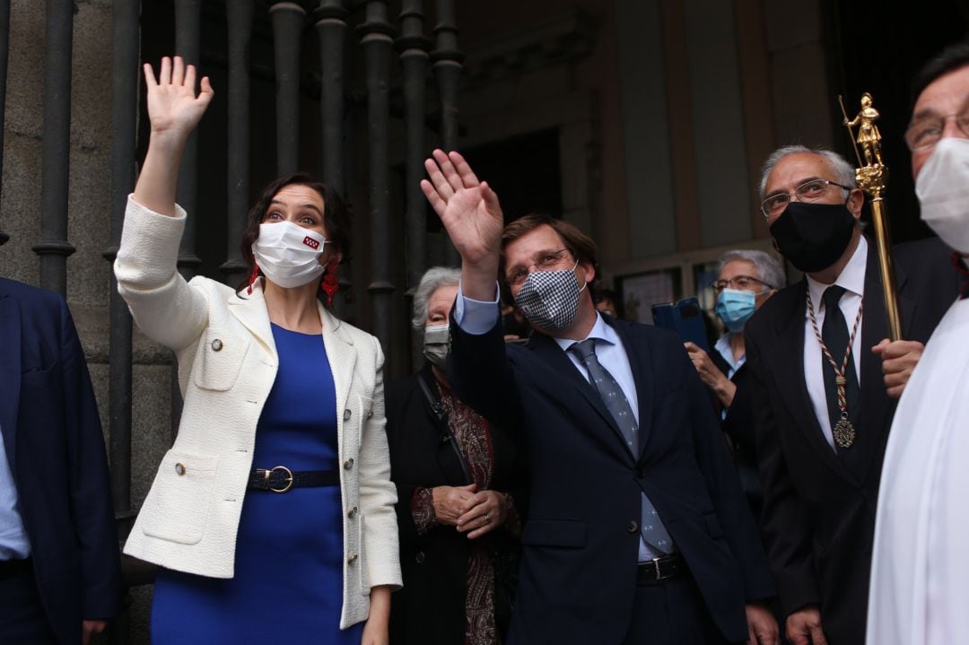 La presidenta de la Comunidad de Madrid, Isabel Díaz Ayuso; y el alcalde de Madrid, José Luis Martínez-Almeida