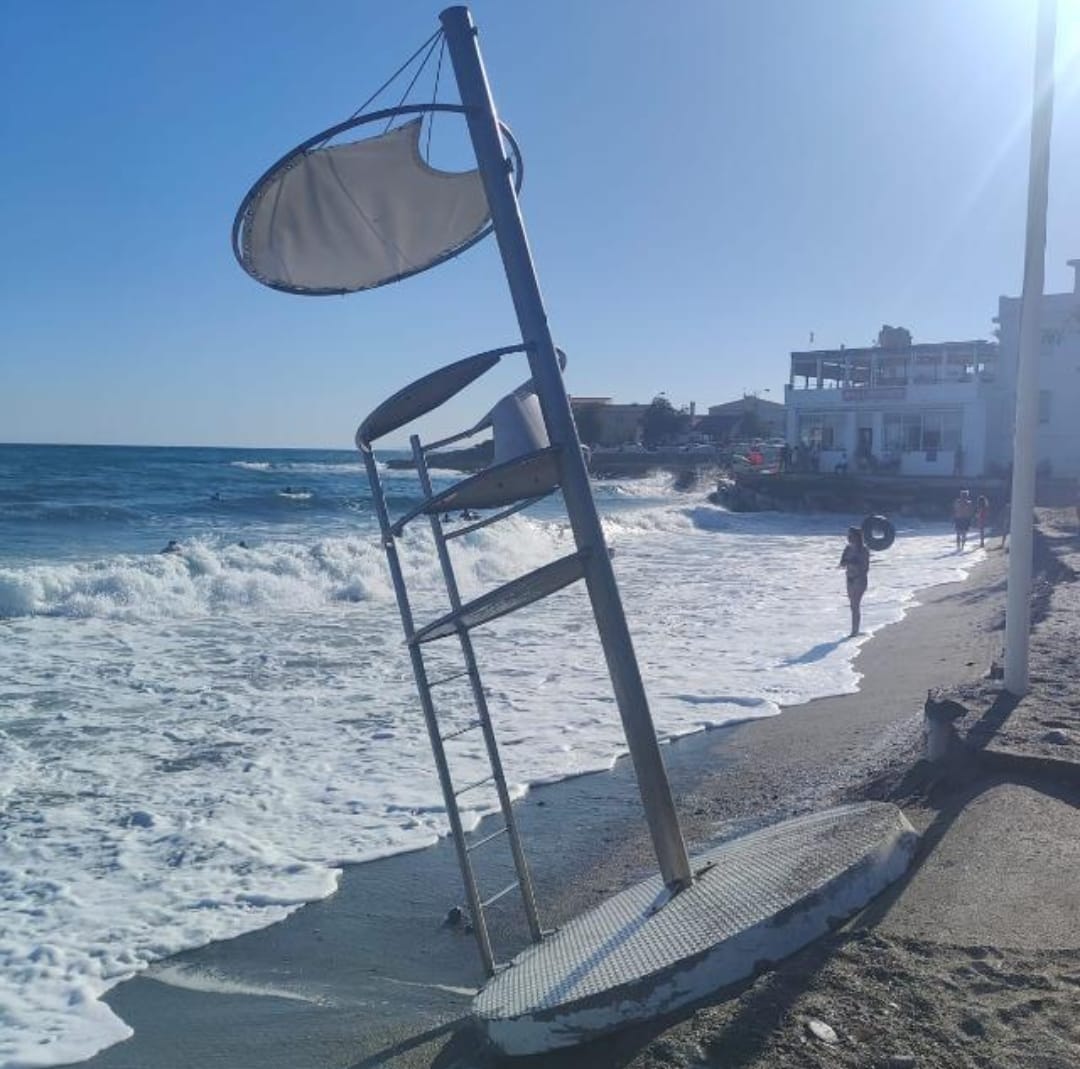 Torreta de la playa de la Araña en Málaga