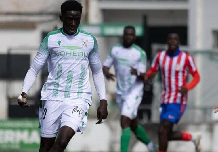 Otro almeriense que se abre camio en el fútbol español.