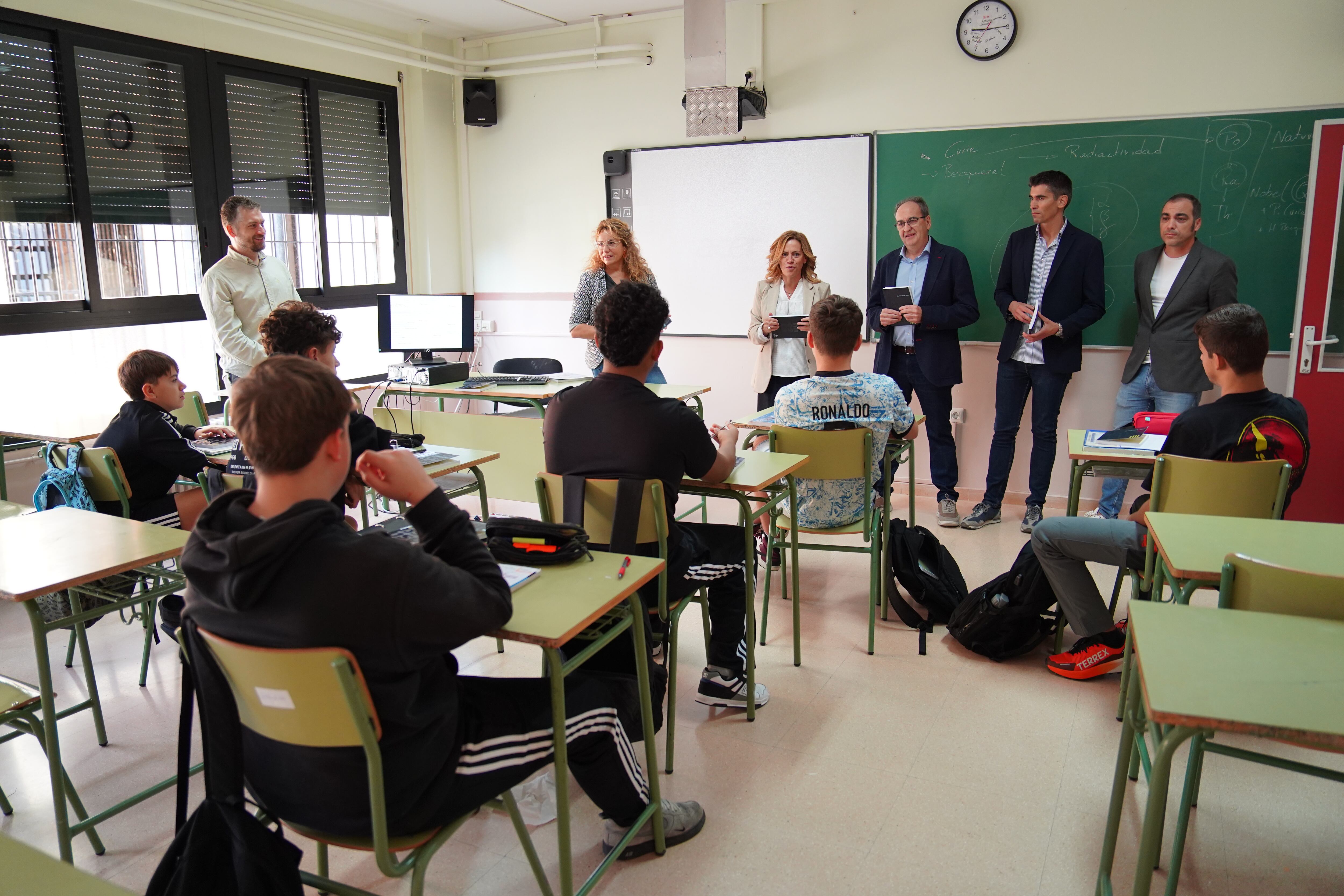 Entrega de la agendas escolares en Grañén