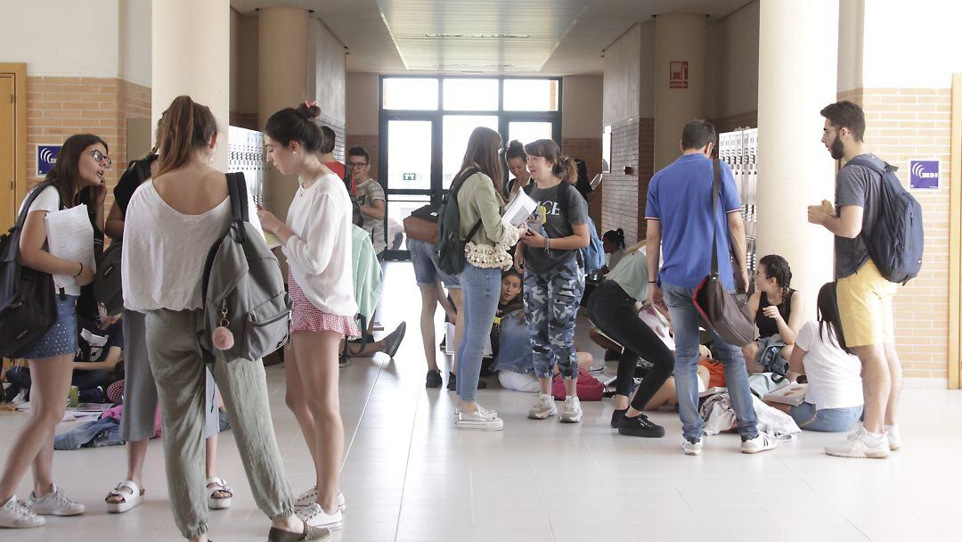 Estudiantes en la UJI en la selectividad. Imagen de archivo