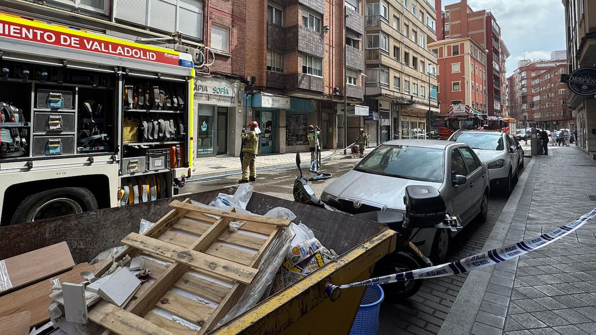 Cortada Nicolás Salmerón, Valladolid, por el incendio en una vivienda