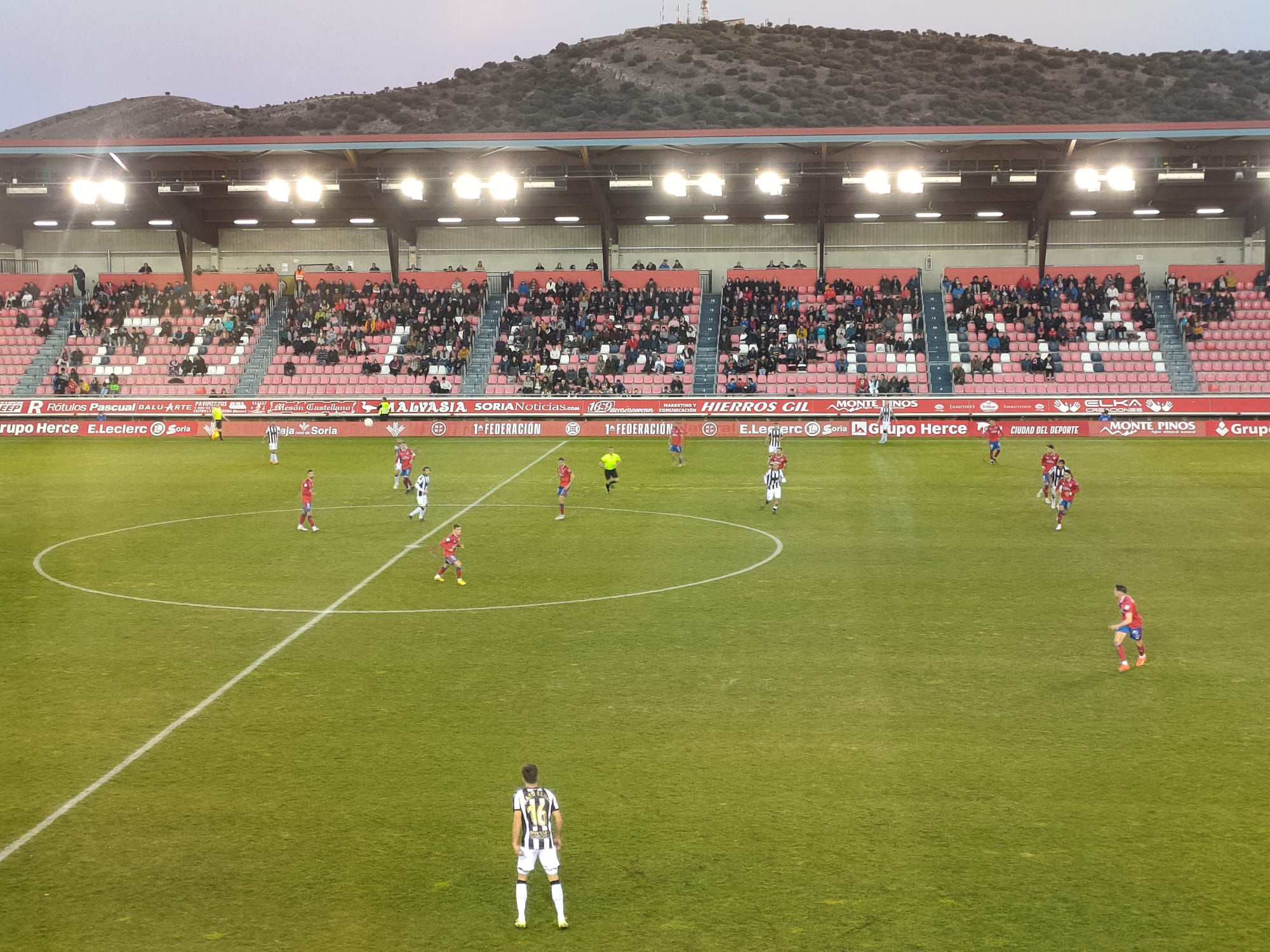 Un instante del Numancia-Castellón en Los Pajaritos.