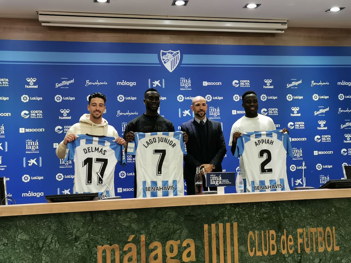 Delmás, Appiah y Lago Junior: "Sabemos que la situación es difícil, pero venimos a ayudar para salir adelante"