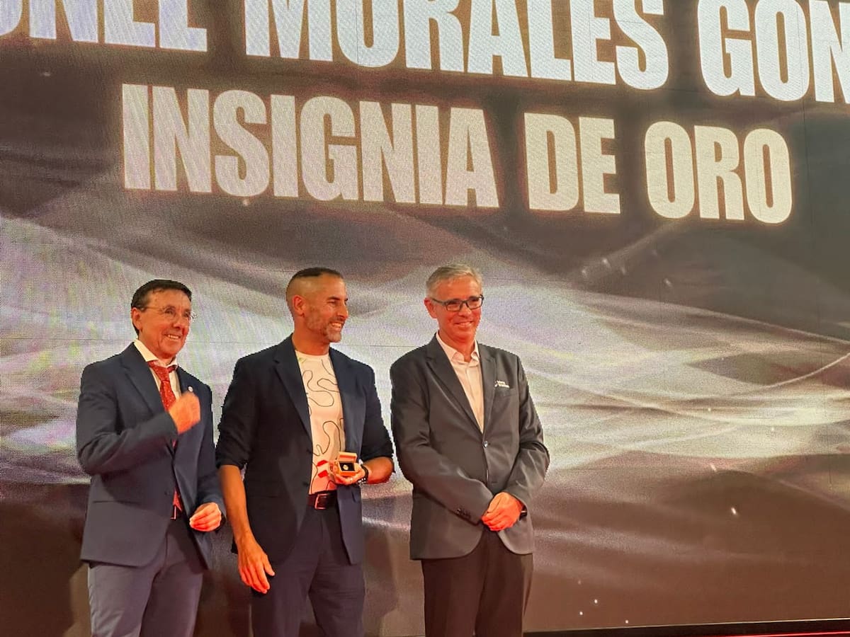 Semana de reconocimientos a la trayectoria de Lionel Morales