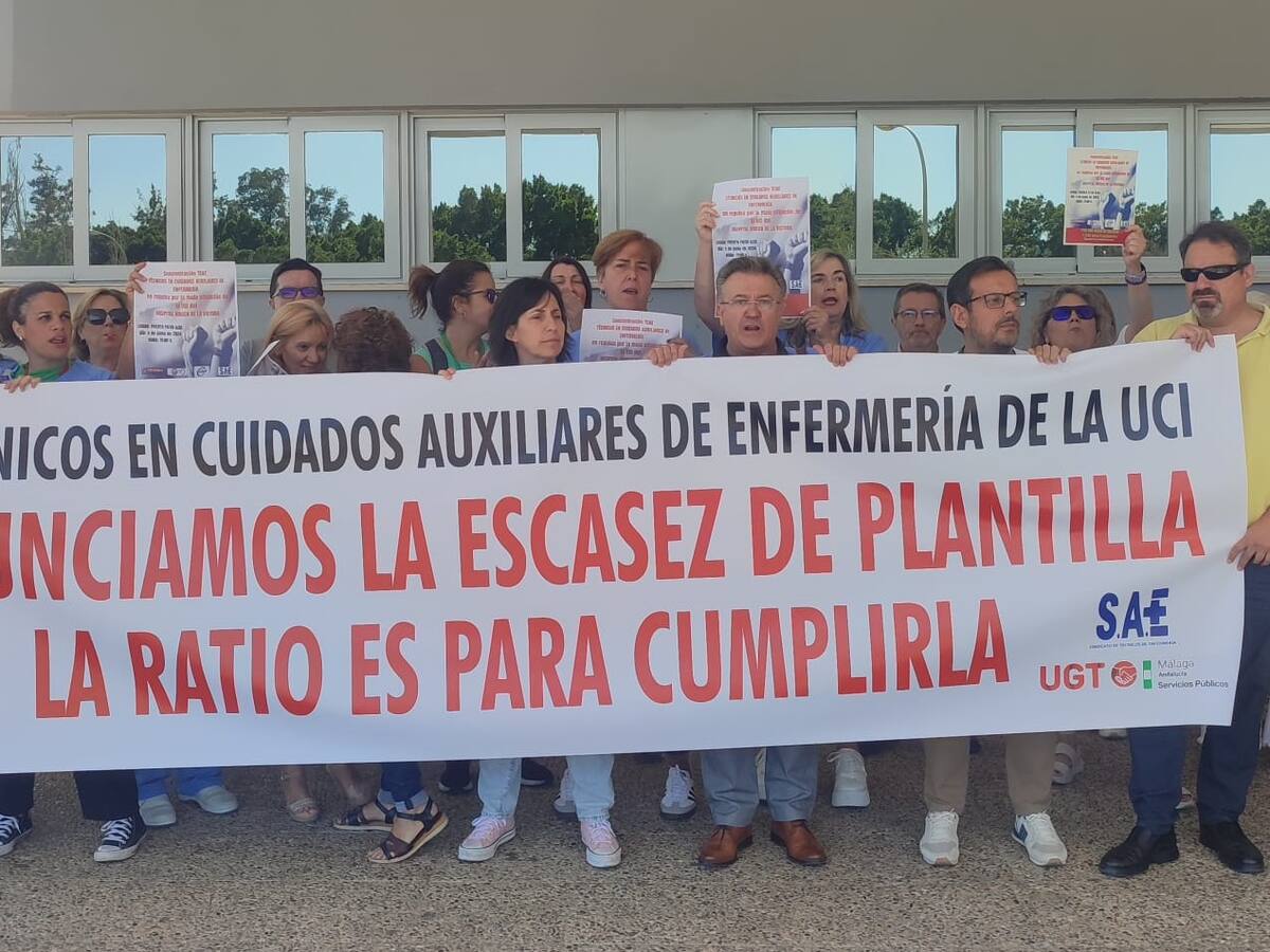 Técnicos de cuidados auxiliares del hospital Clínico de Málaga explotan: "Ya no podemos callarnos más"