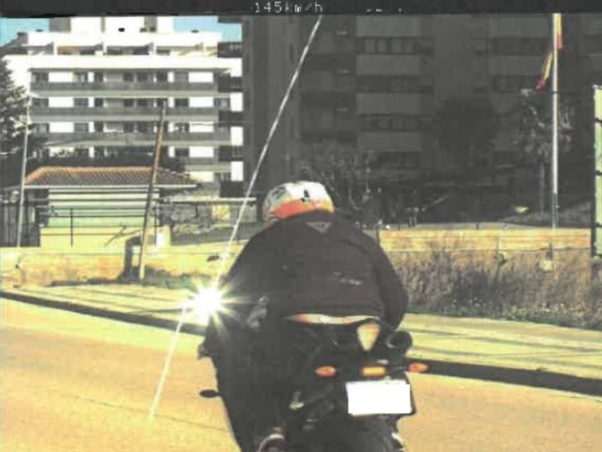 Un motorista es imputado por circular a 145 km/h en una calle de Huesca limitada a 40 km/h