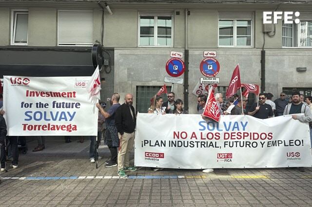 Concentración trabajadores de Solvay.