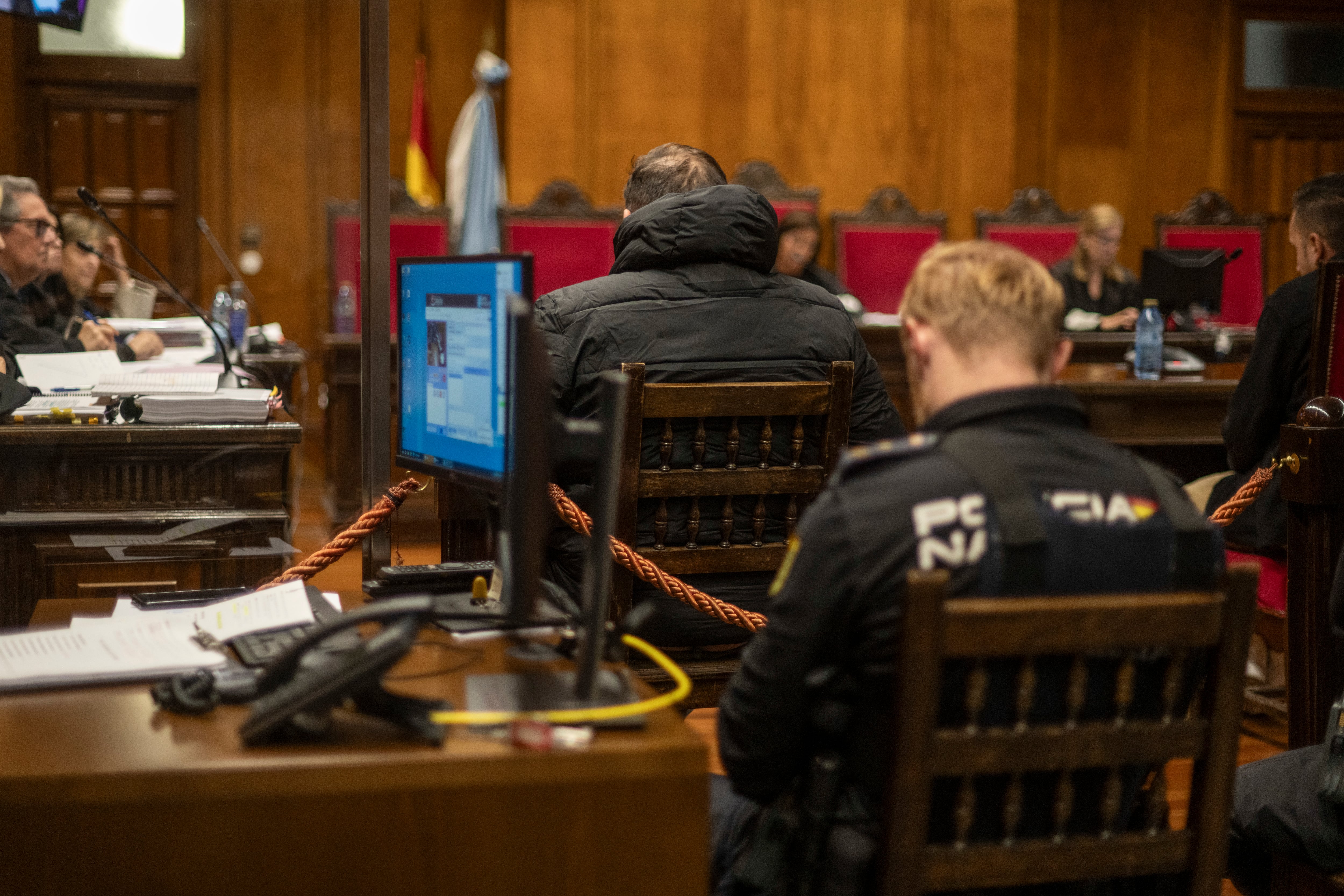 El acusado por el crimen de Velle, durante el juicio en la Audiencia Provincial de Ourense