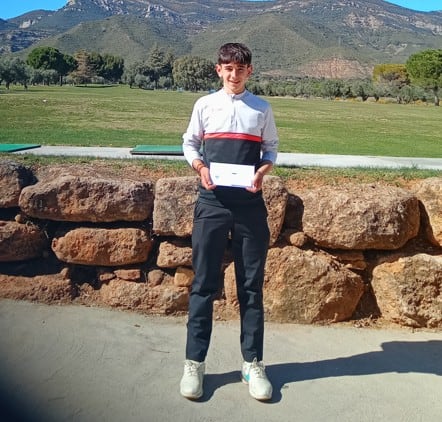 El joven Lorenzo Viñuales hizo un gran torneo en Golf de Guara
