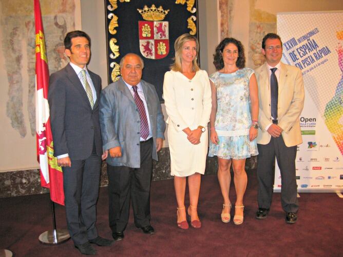 Alfonso Lahuerta, Pedro Muñoz, Alicia García, Vivi Ruano y Francisco E.Jorge Gómez