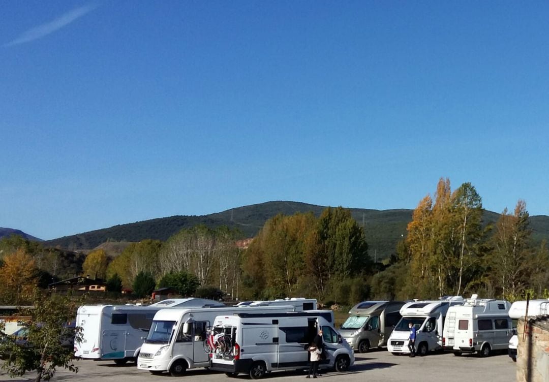 Las autocaravanas copan los aparcamientos