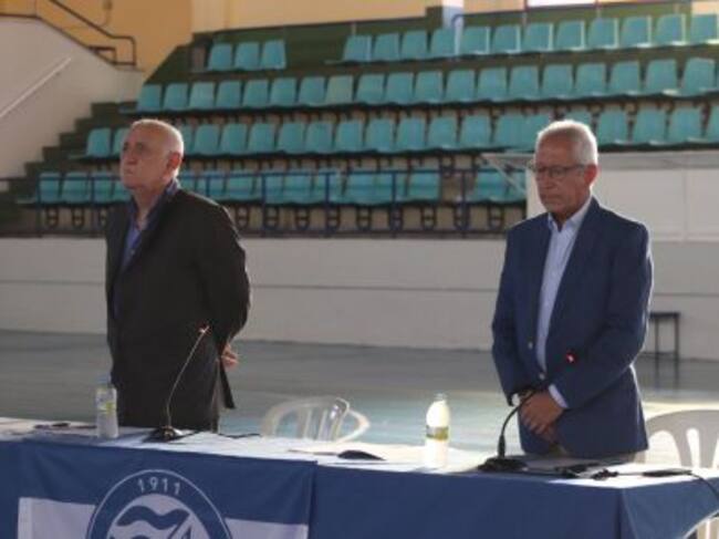 Minuto de silencio en memoria de Pedro Garrido