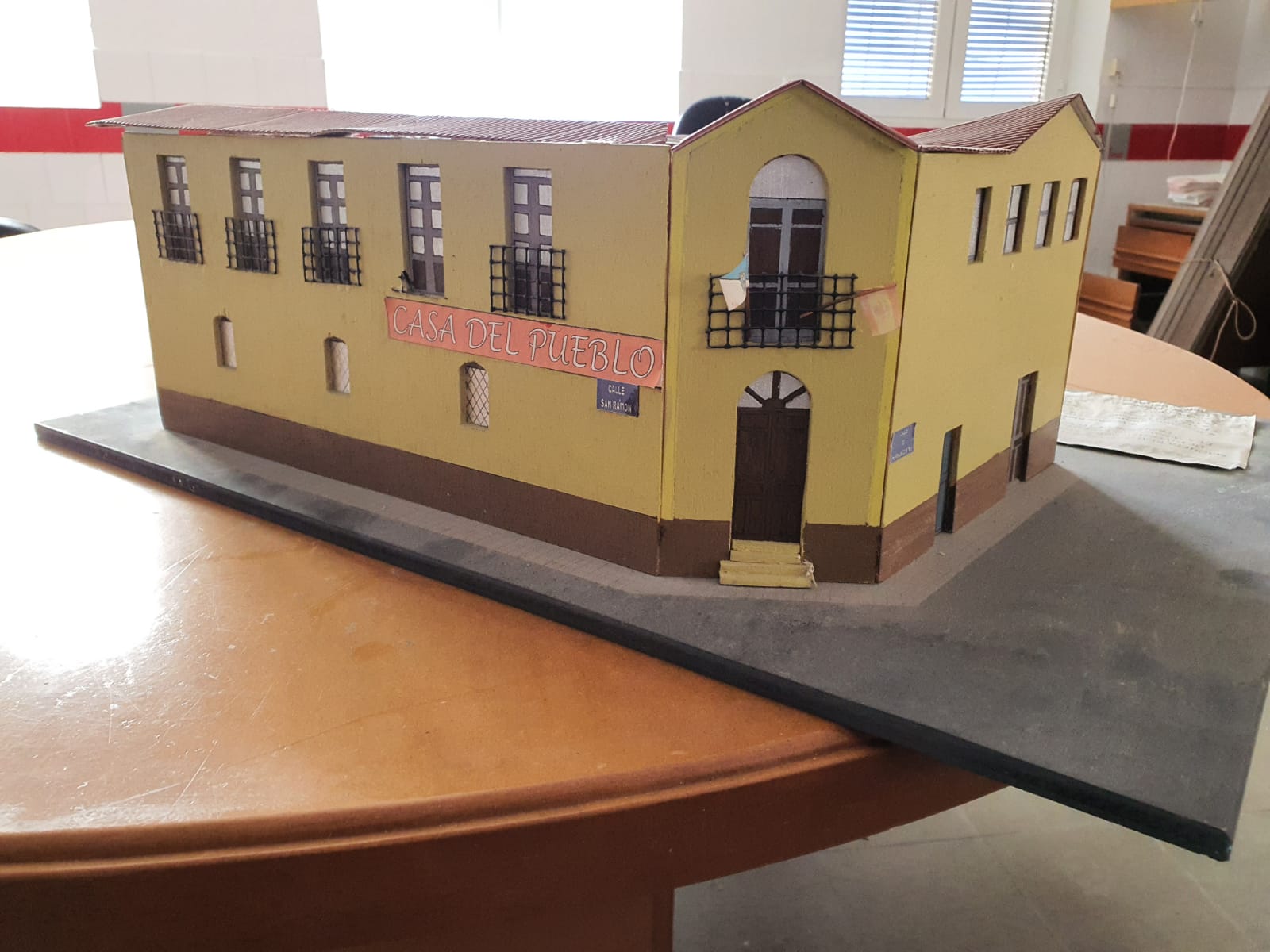 Maqueta de la casa del pueblo